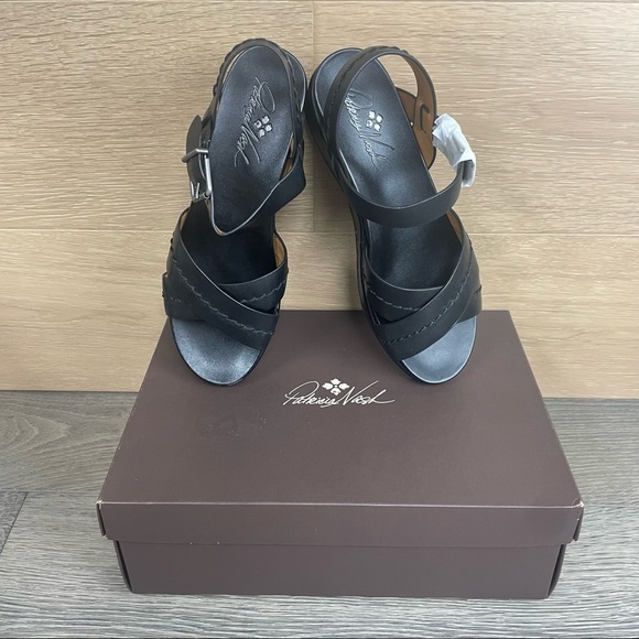 Patricia Nash Leila Wedge Sandals - Black size 9.5 NWB - Picture 3 of 17